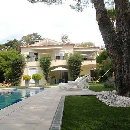 Apartment Maxime 1 Piece *